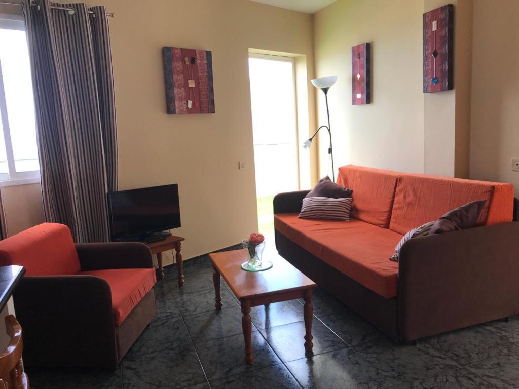Apartamentos Jucar Frontera Bagian luar foto