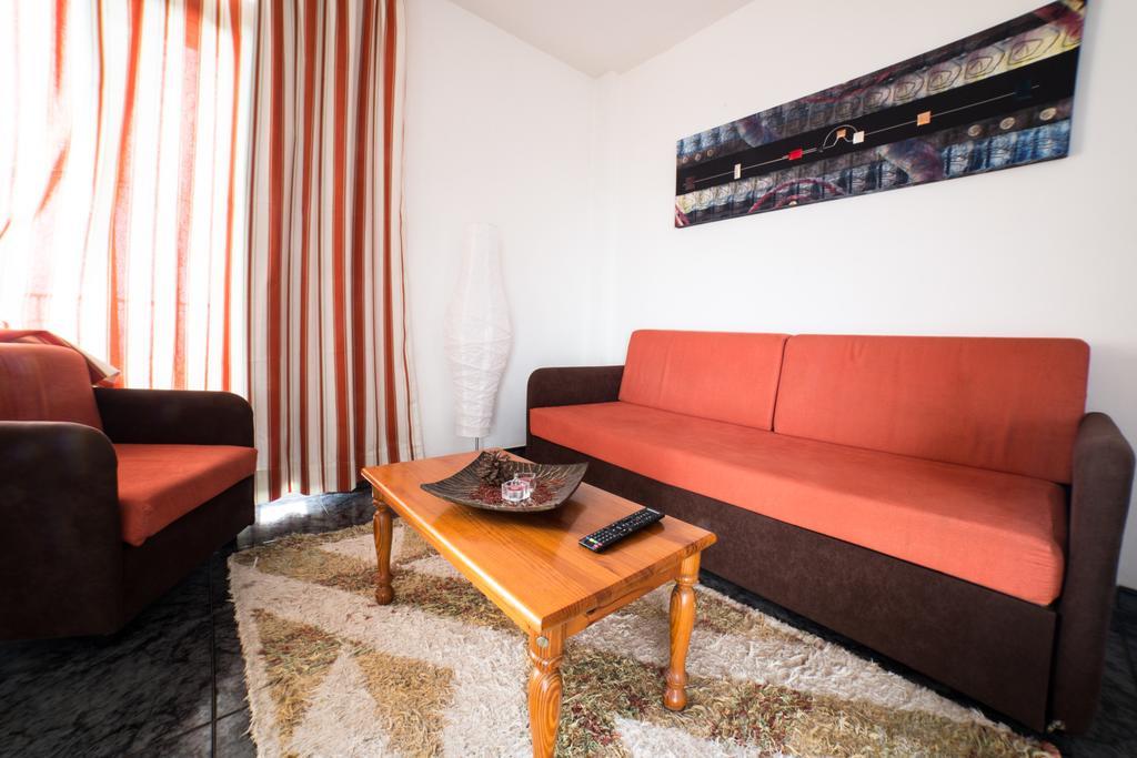 Apartamentos Jucar Frontera Bagian luar foto